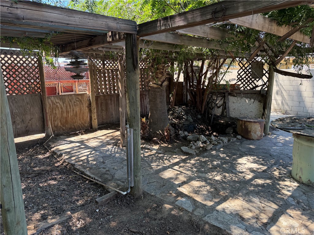 260 Fuller Street Shafter, CA 93263 - Photo 16 of 20