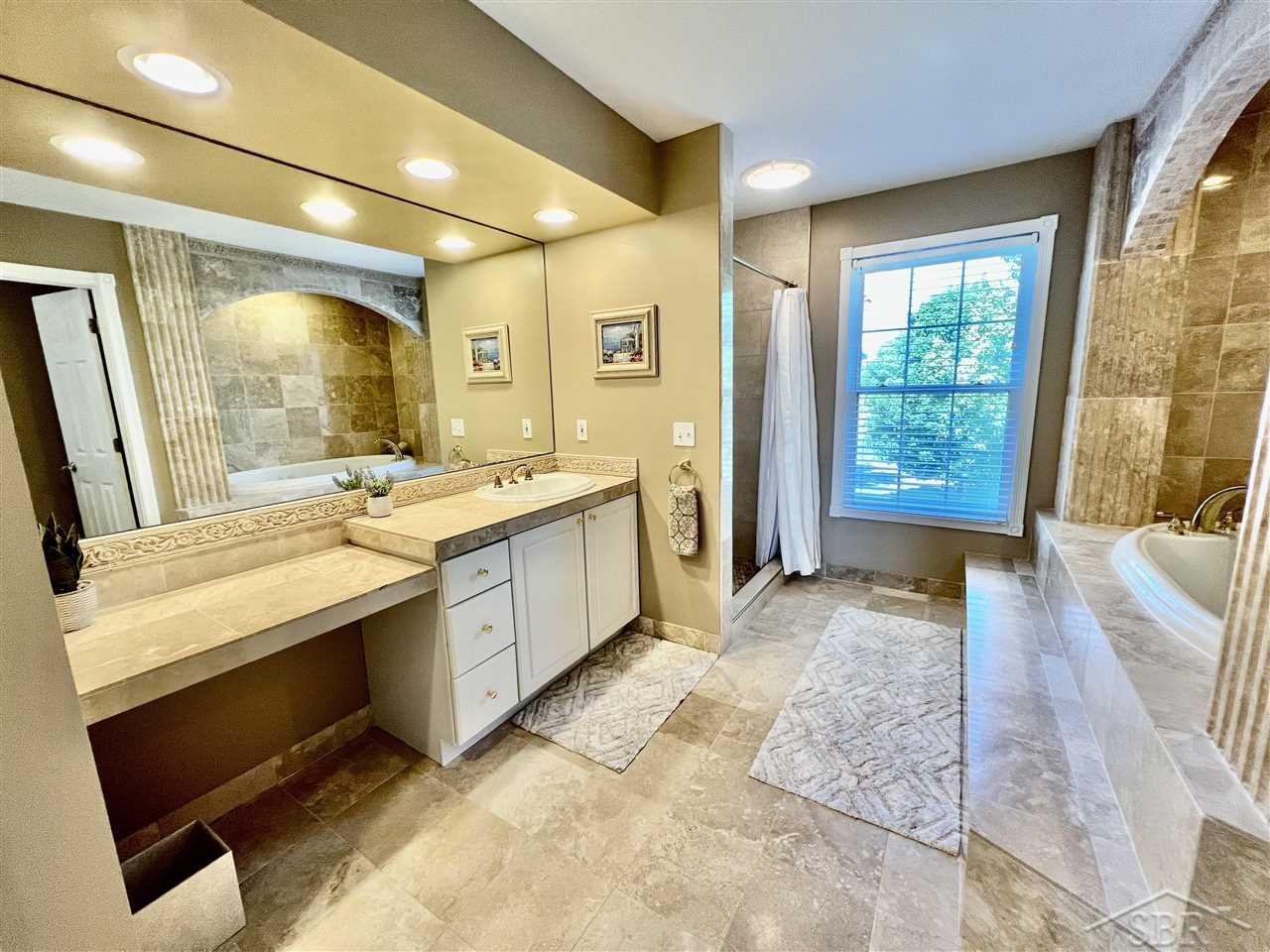 4106 Lone Road Freeland, MI 48623 - Photo 18 of 44 50079574-17.JPG