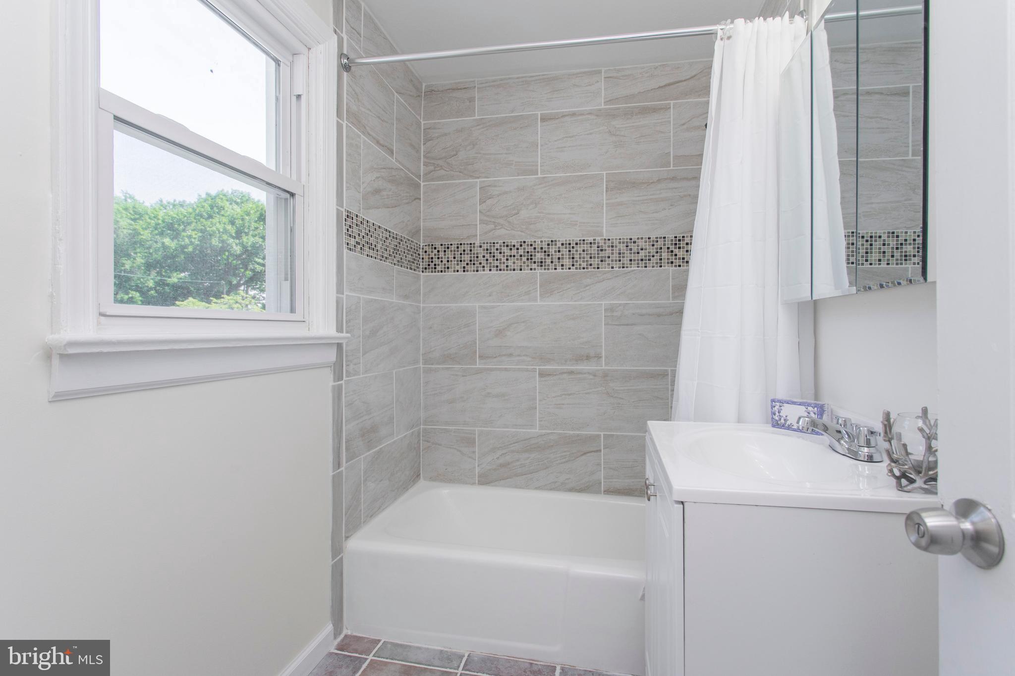 963 Old Sproul Road Springfield, PA 19064 - Photo 22 of 38
