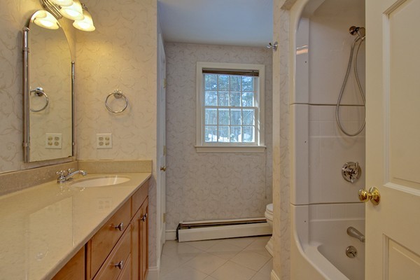 10 Edgehill Road Hopkinton, MA 01748 - Photo 18 of 30 Gallery Image 18