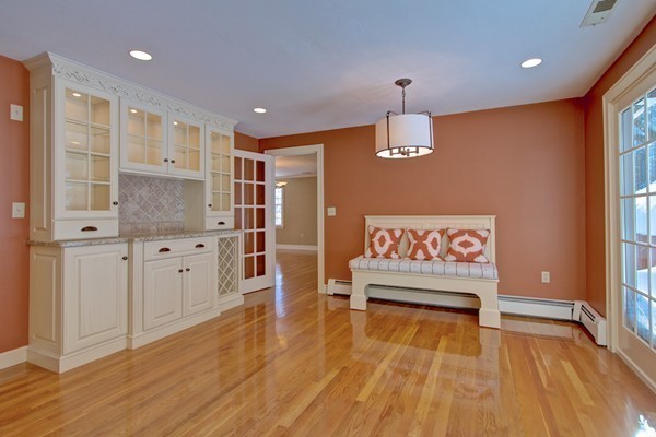 10 Edgehill Road Hopkinton, MA 01748 - Photo 7 of 30 Gallery Image 7