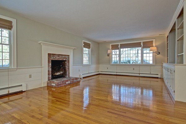 10 Edgehill Road Hopkinton, MA 01748 - Photo 9 of 30 Gallery Image 9