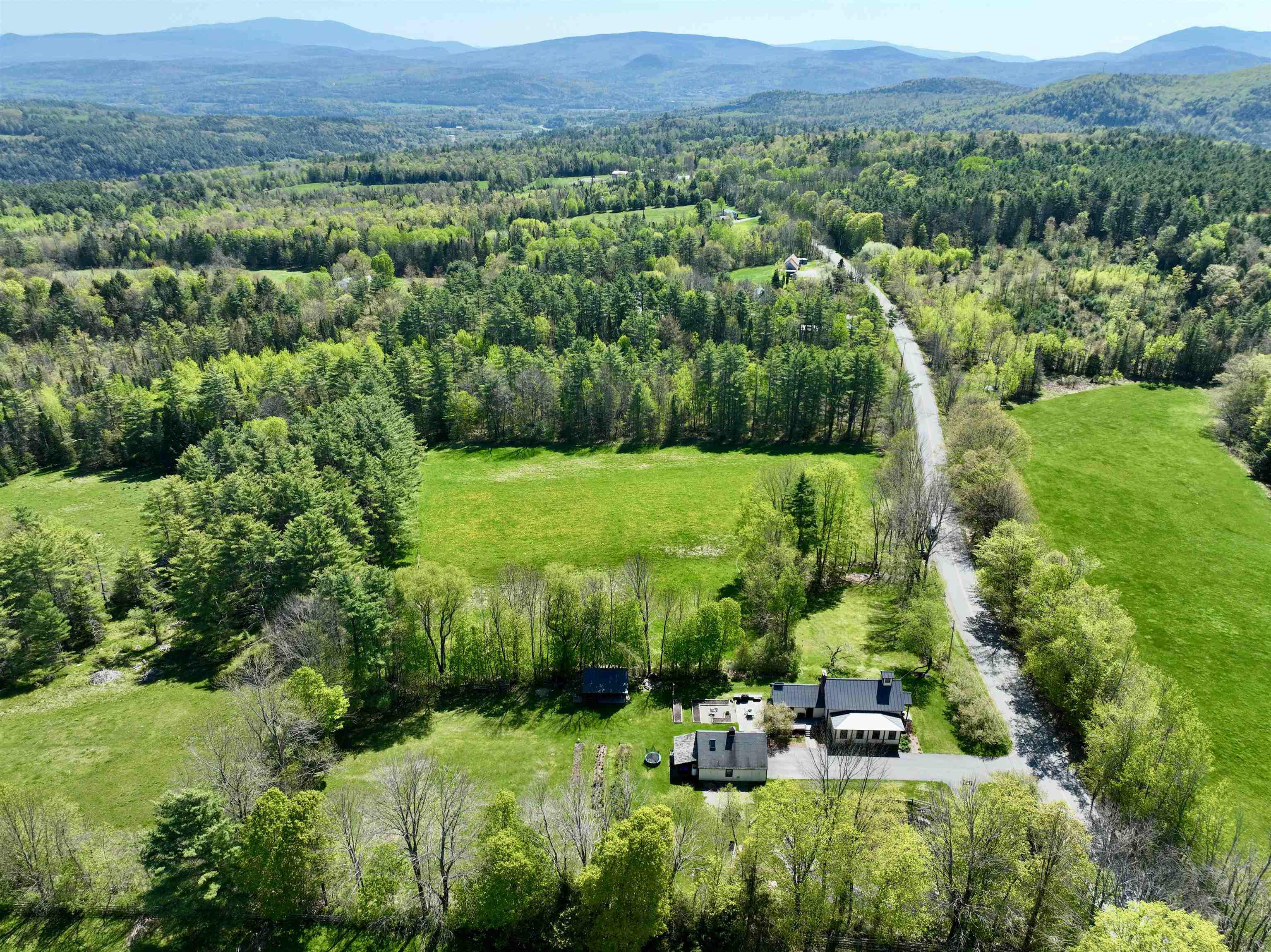 1978 S Road Bradford, VT 05033 - Photo 5 of 42 Gallery Image 5