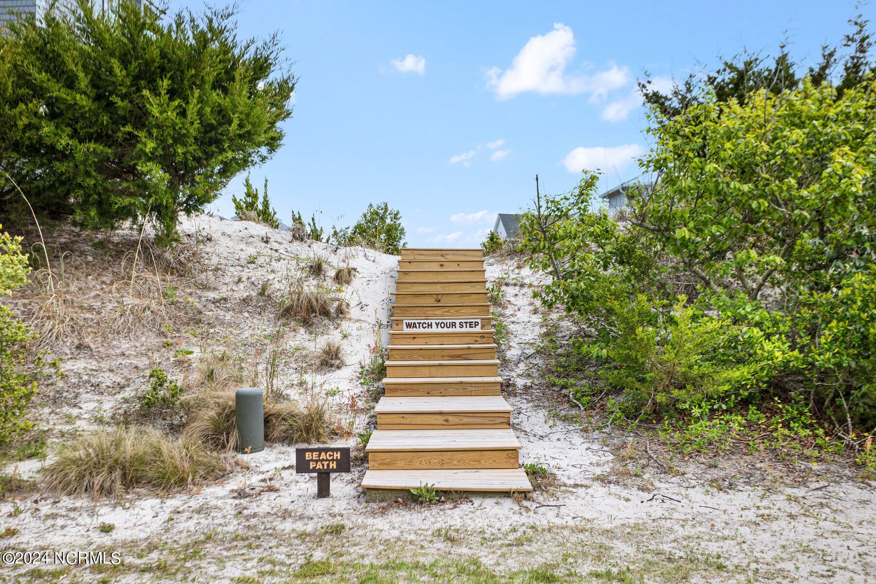 517 Beach Road North Wilmington, NC 28411 - Photo 8 of 14 005_517_beach_road_north-5