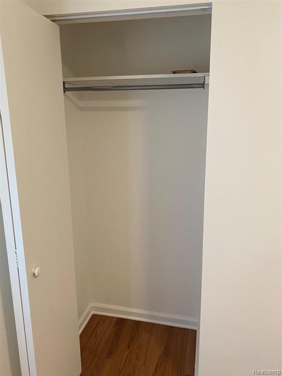 205 East Jolly Road, Unit 8 Lansing, MI 48910 - Photo 16 of 23
