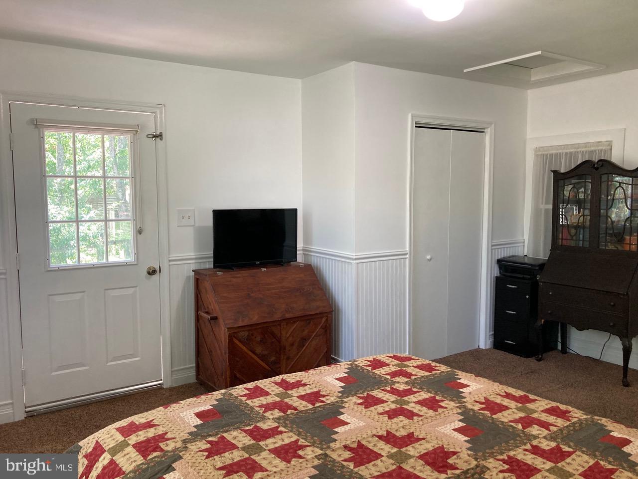 3085 Indian Run Road Amissville, VA 20106 - Photo 5 of 32