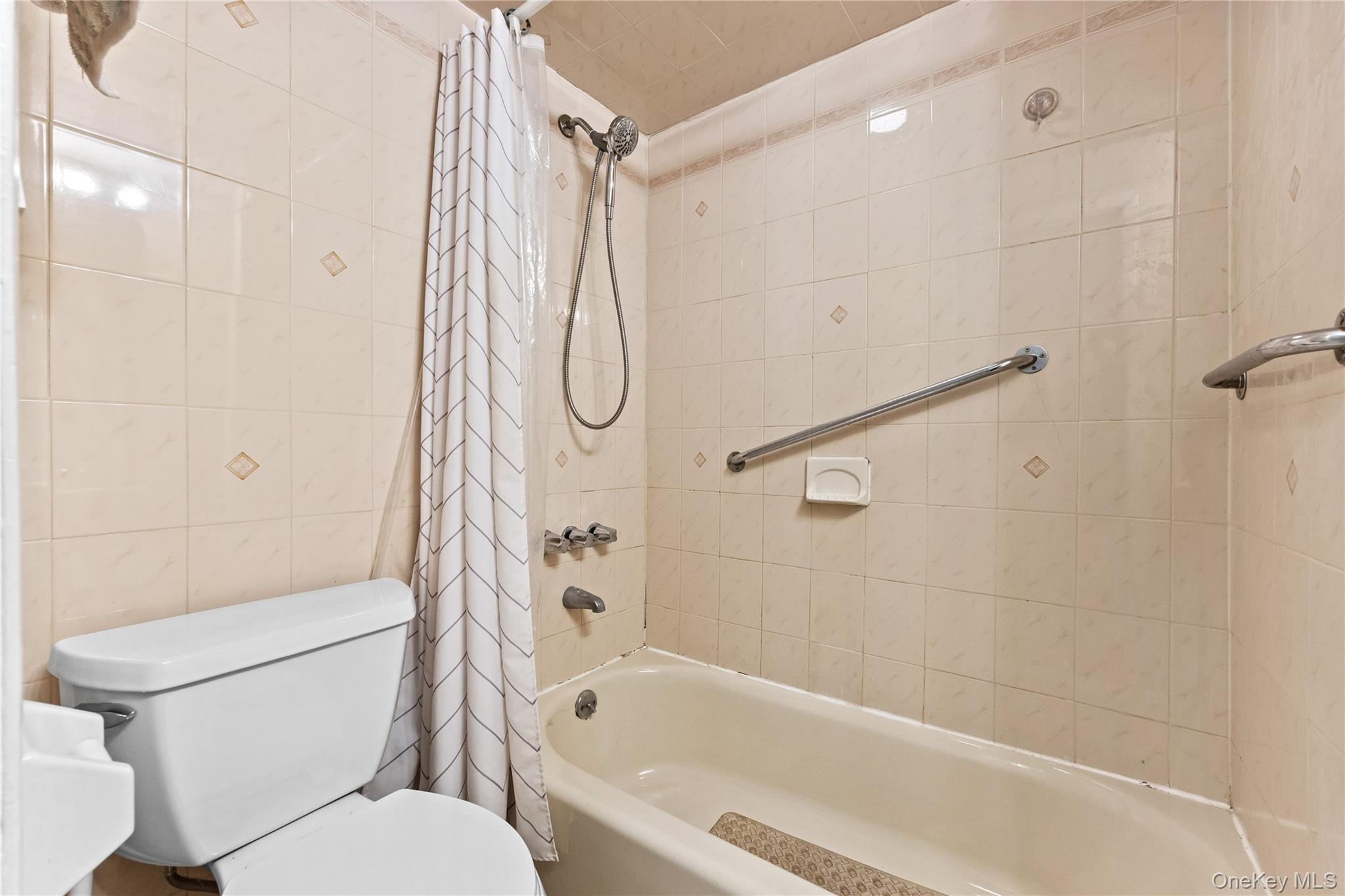 92 Washington Avenue, Unit 1 New Rochelle, NY 10801 - Photo 8 of 24