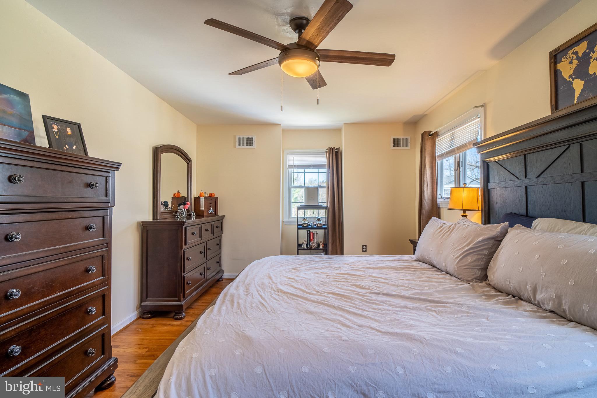 8605 Stonewall Road Manassas, VA 20110 - Photo 20 of 42 Primary suite, luxury & comfort