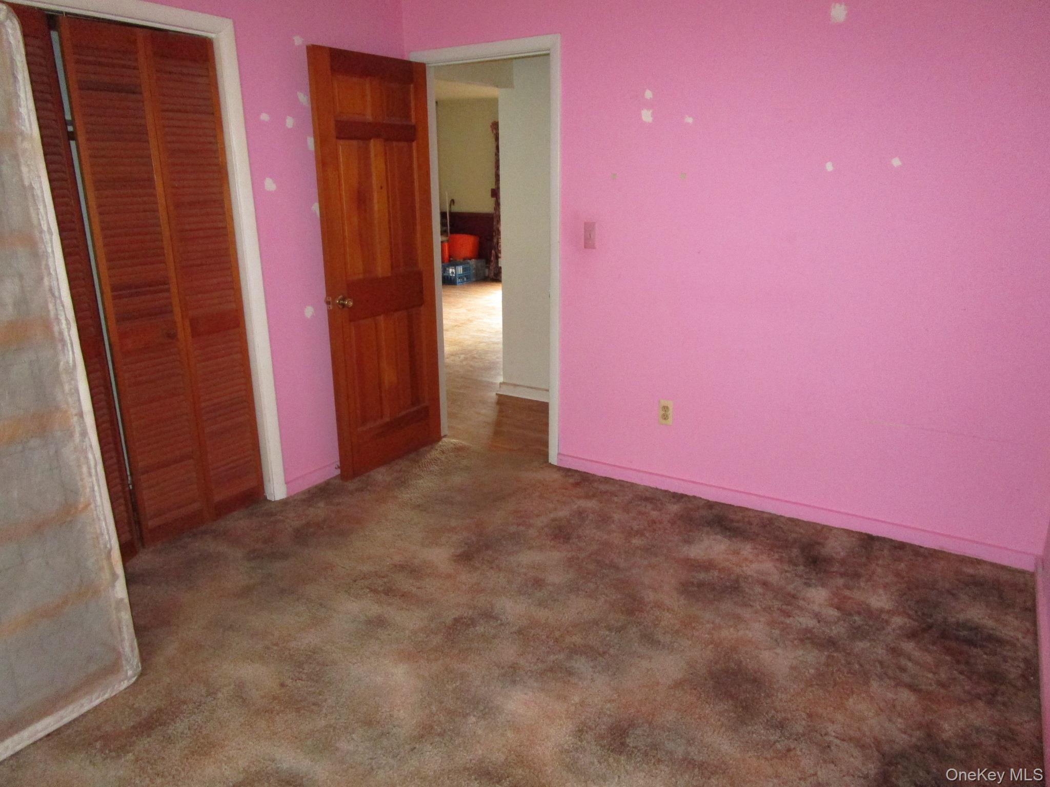 69 County Rte 93 New Hampton, NY 10958 - Photo 8 of 25