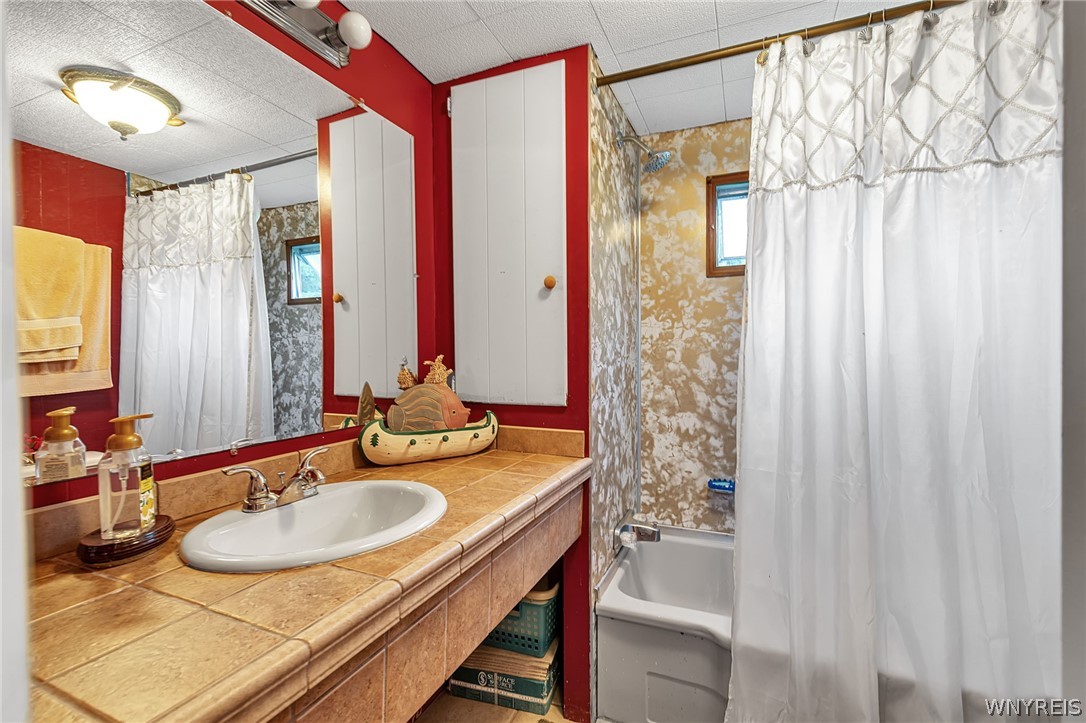 1510 Lyndon Center Road Lyndon, NY 14737 - Photo 48 of 50 Mobile Bath