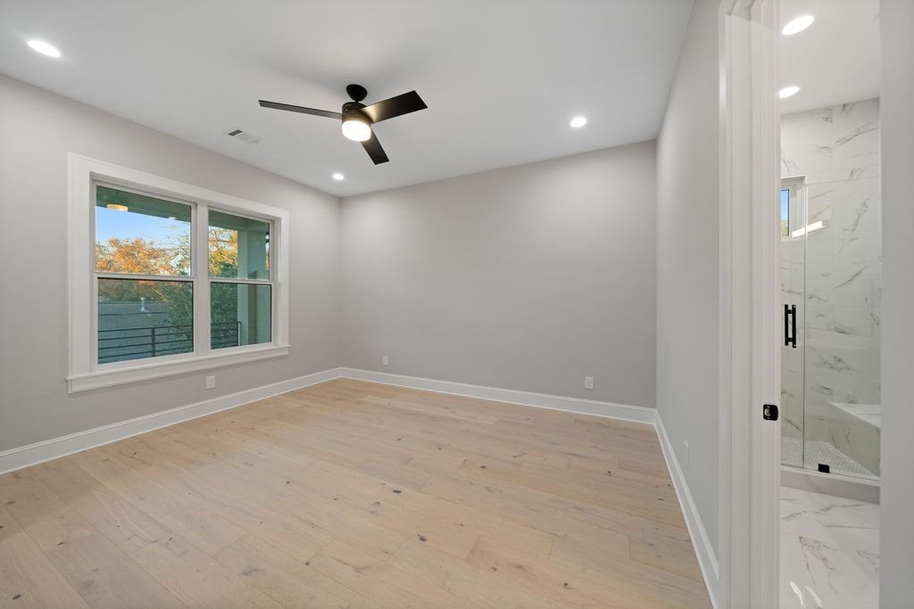 2046 MacArthur Street Houston, TX 77030 - Photo 32 of 38 Bedroom 4