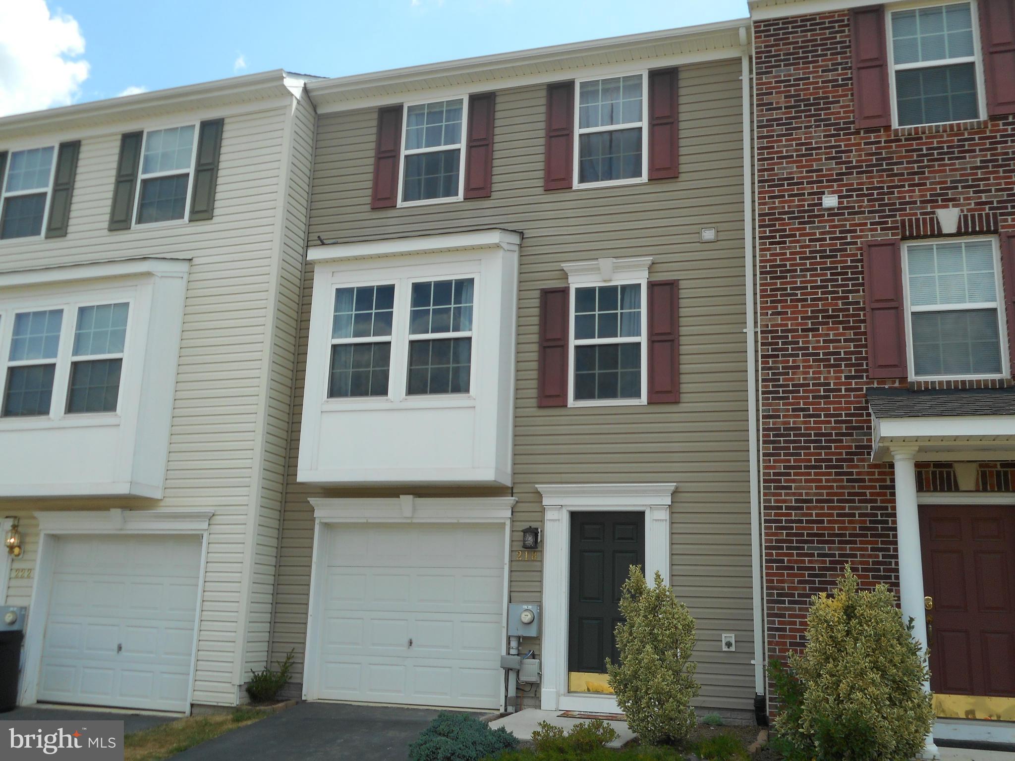 218 Rumbling Rock Road Hedgesville, WV 25427 - Photo 1 of 18 Exterior (Front)