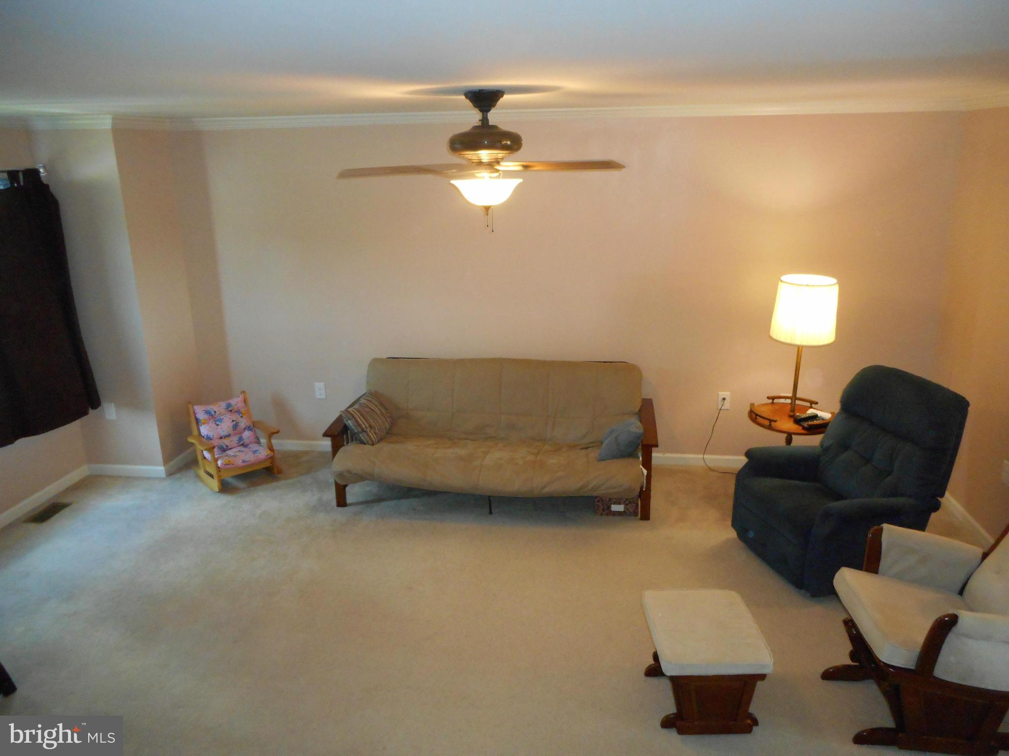 218 Rumbling Rock Road Hedgesville, WV 25427 - Photo 6 of 18 Living Room