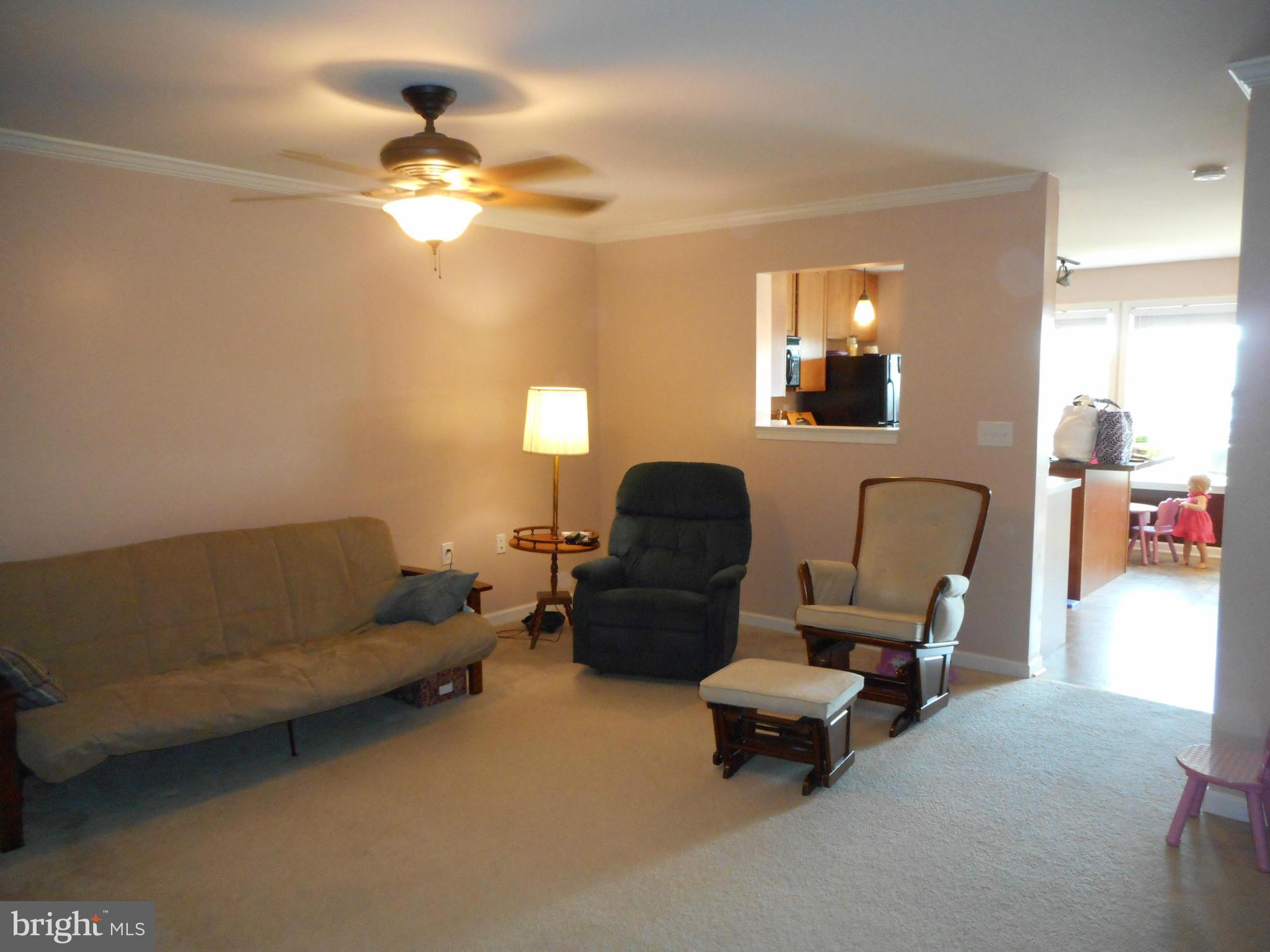 218 Rumbling Rock Road Hedgesville, WV 25427 - Photo 7 of 18 Interior (General)