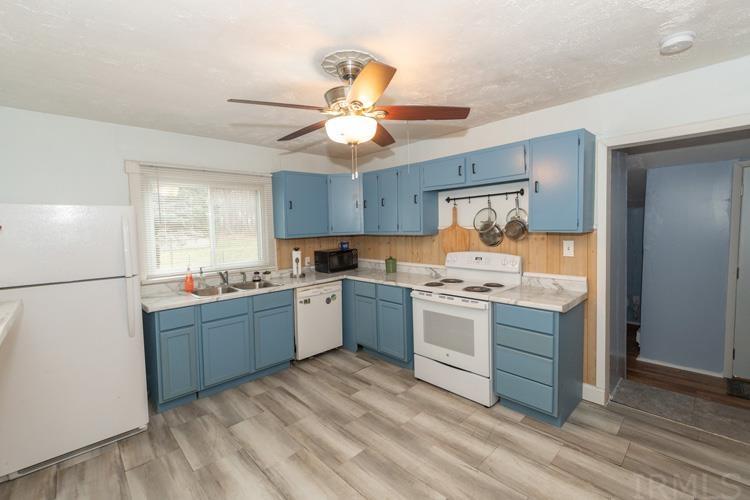 25830 Kern Road South Bend, IN 46614 - Photo 8 of 17 Gallery Image 8