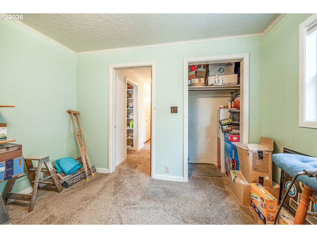 190 Hunsaker Lane Eugene, OR 97404 - Photo 22 of 28 a living room with furniture and a wooden floor