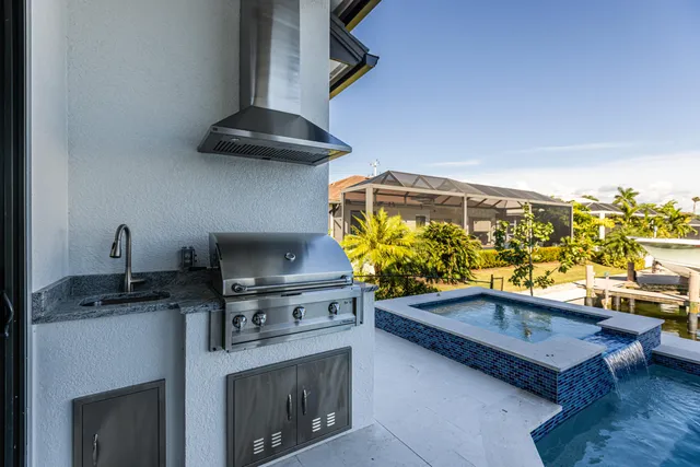 $3,995,000 | 109 Gulfstream Street, Marco Island, FL 34145