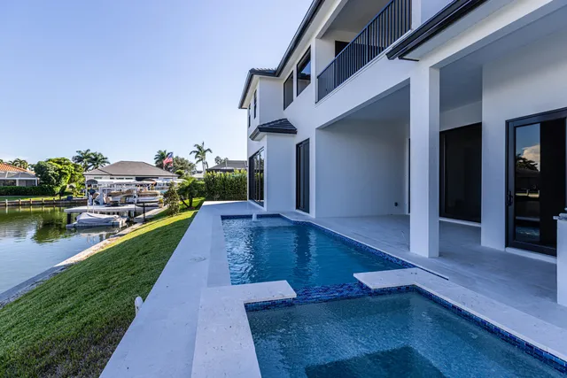 $3,995,000 | 109 Gulfstream Street, Marco Island, FL 34145