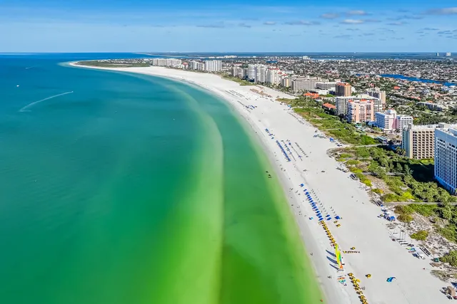 $3,995,000 | 109 Gulfstream Street, Marco Island, FL 34145