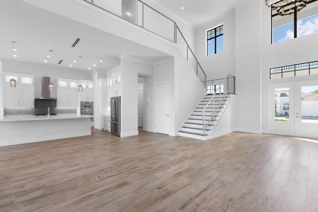 $3,995,000 | 109 Gulfstream Street, Marco Island, FL 34145