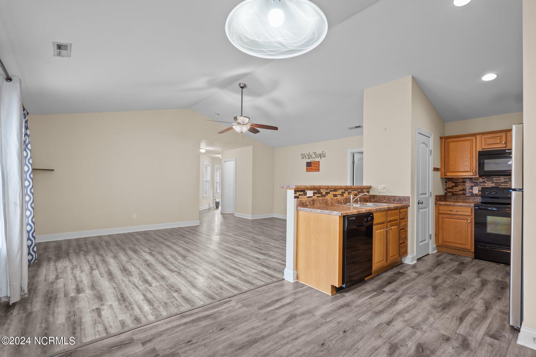 9084 Arden Road Northeast Leland, NC 28451 - Photo 26 of 54 15-web-or-mls-DSC02408