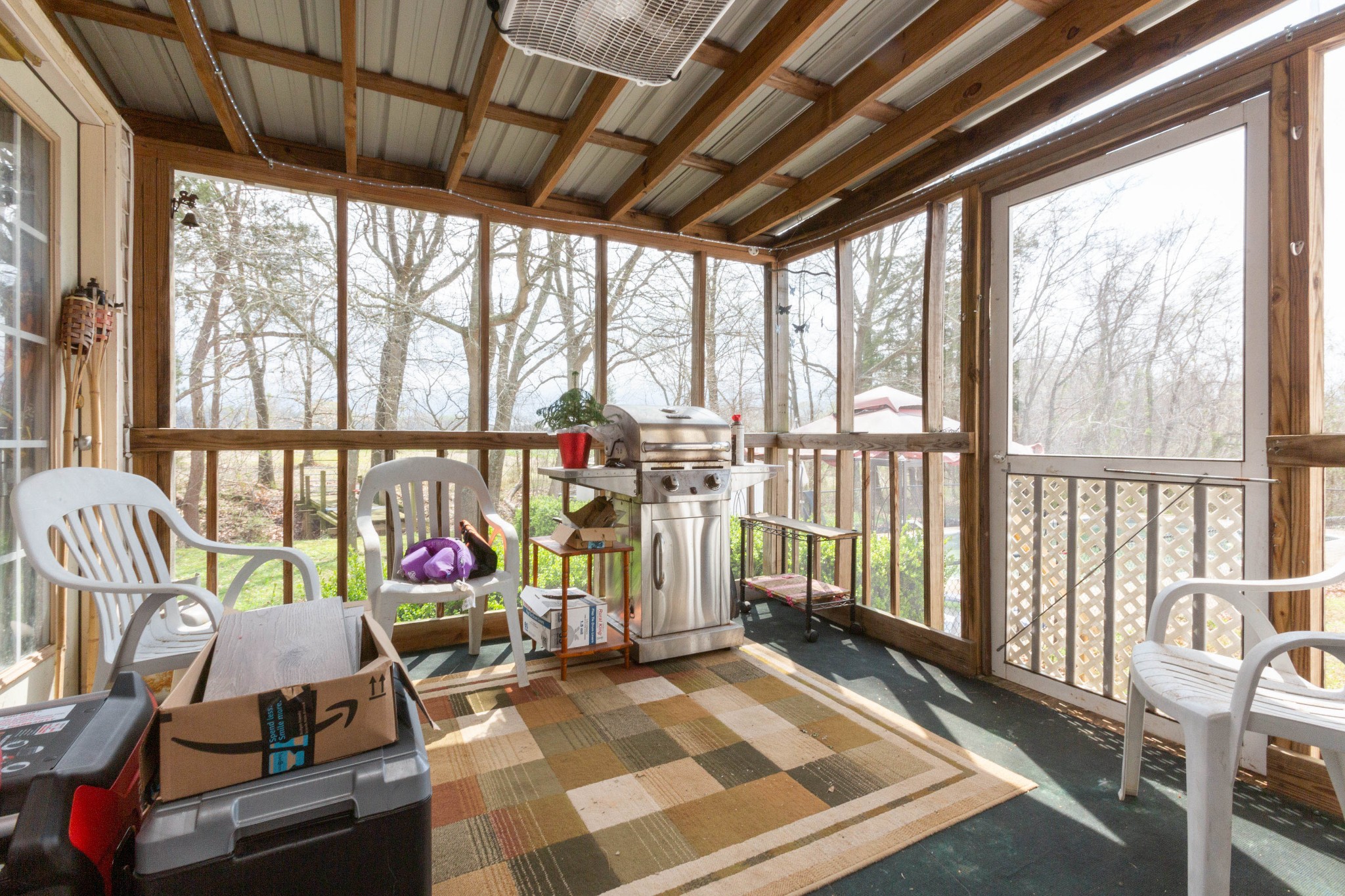 5425 Ashburn Road Springfield, TN 37172 - Photo 39 of 40 a room with gym equipment and large windows
