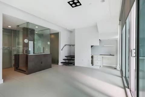 $690,000 | 1040 Biscayne Boulevard, Unit 4208, Miami, FL 33132