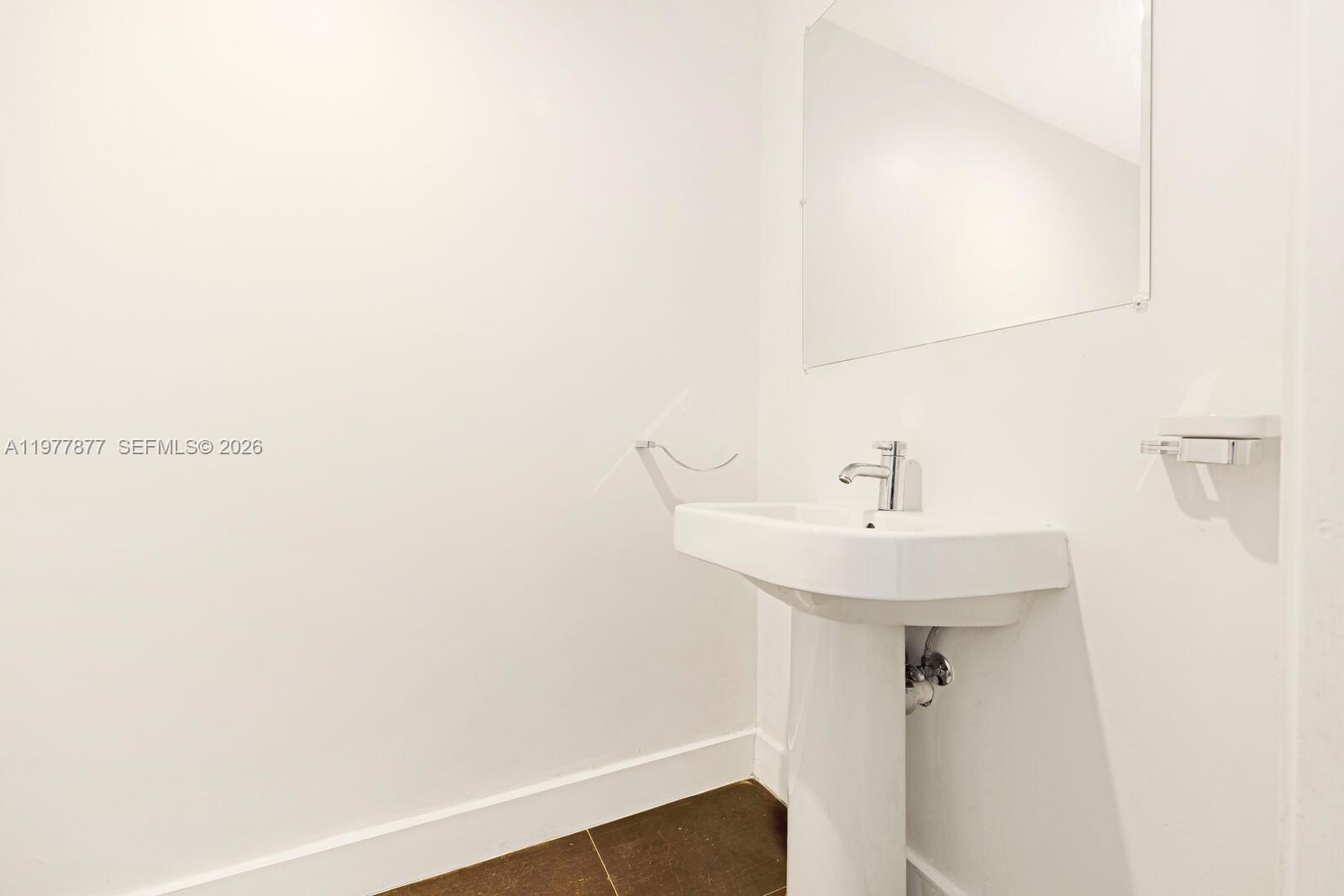 1040 Biscayne Boulevard, Unit 4208 Miami, FL 33132 - Photo 10 of 12