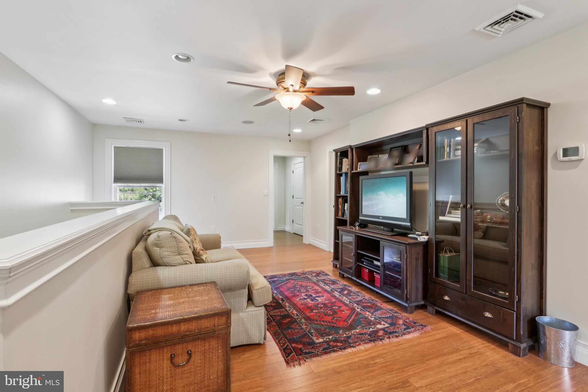 296 Sharon Road Robbinsville, NJ 08691 - Photo 28 of 107
