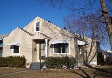 2115 16th Street South La Crosse, WI 54601 - Photo 1 of 1 Front