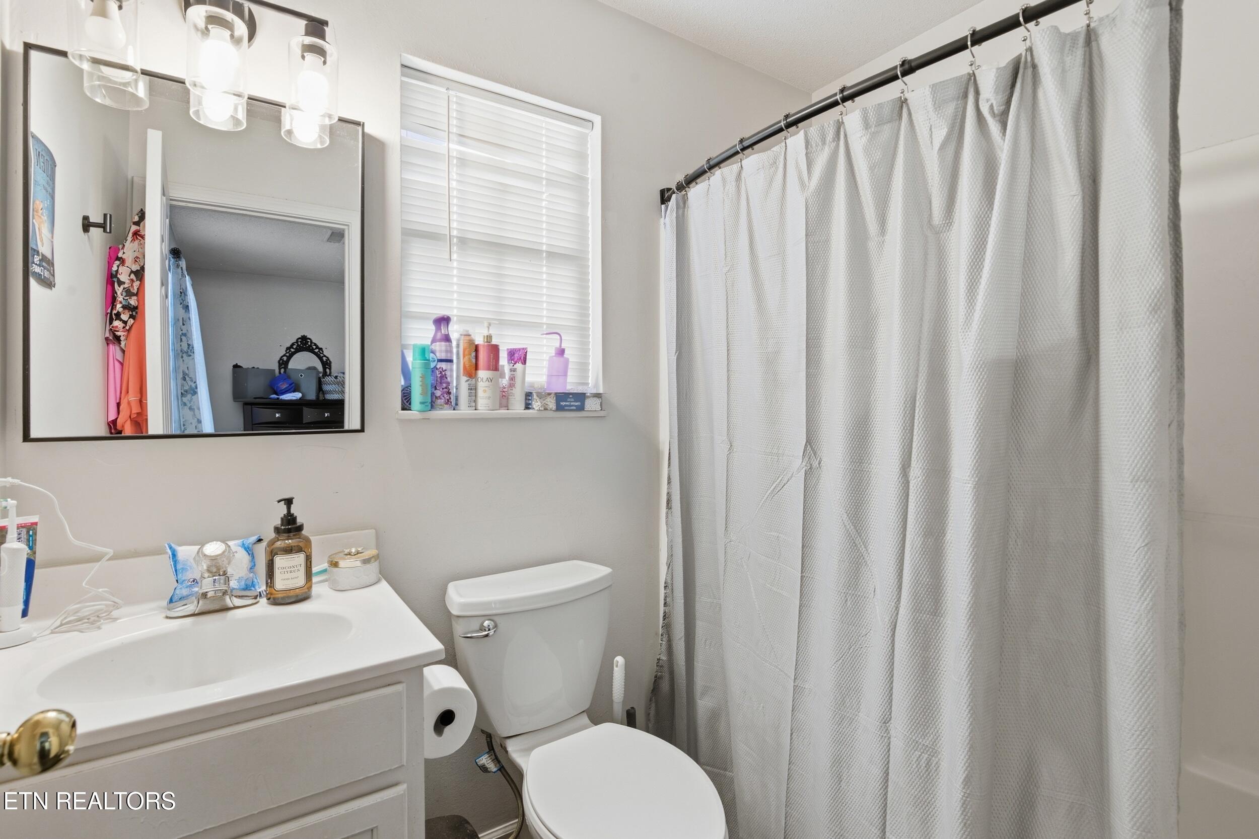 7712 Ralph Youmans Road Corryton, TN 37721 - Photo 15 of 33 7712-ralph-youmans-rd0083