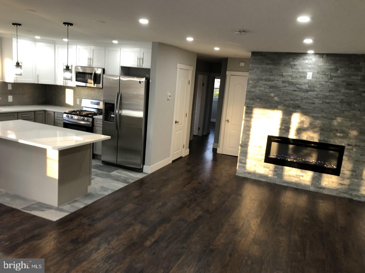 1017 Surrey Road Philadelphia, PA 19115 - Photo 3 of 48 Gallery Image 3
