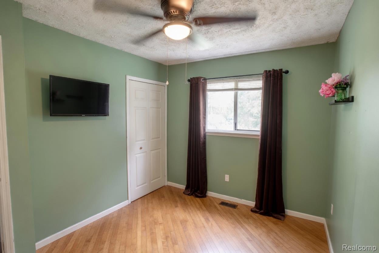 8040 Smith Road Gaines, MI 48436 - Photo 7 of 30 Bedroom