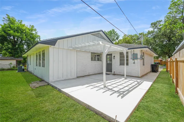 $264,900 | 9931 Kittrell Street, Houston, TX 77034