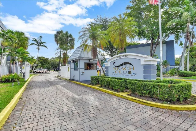 a car parked in front of a building