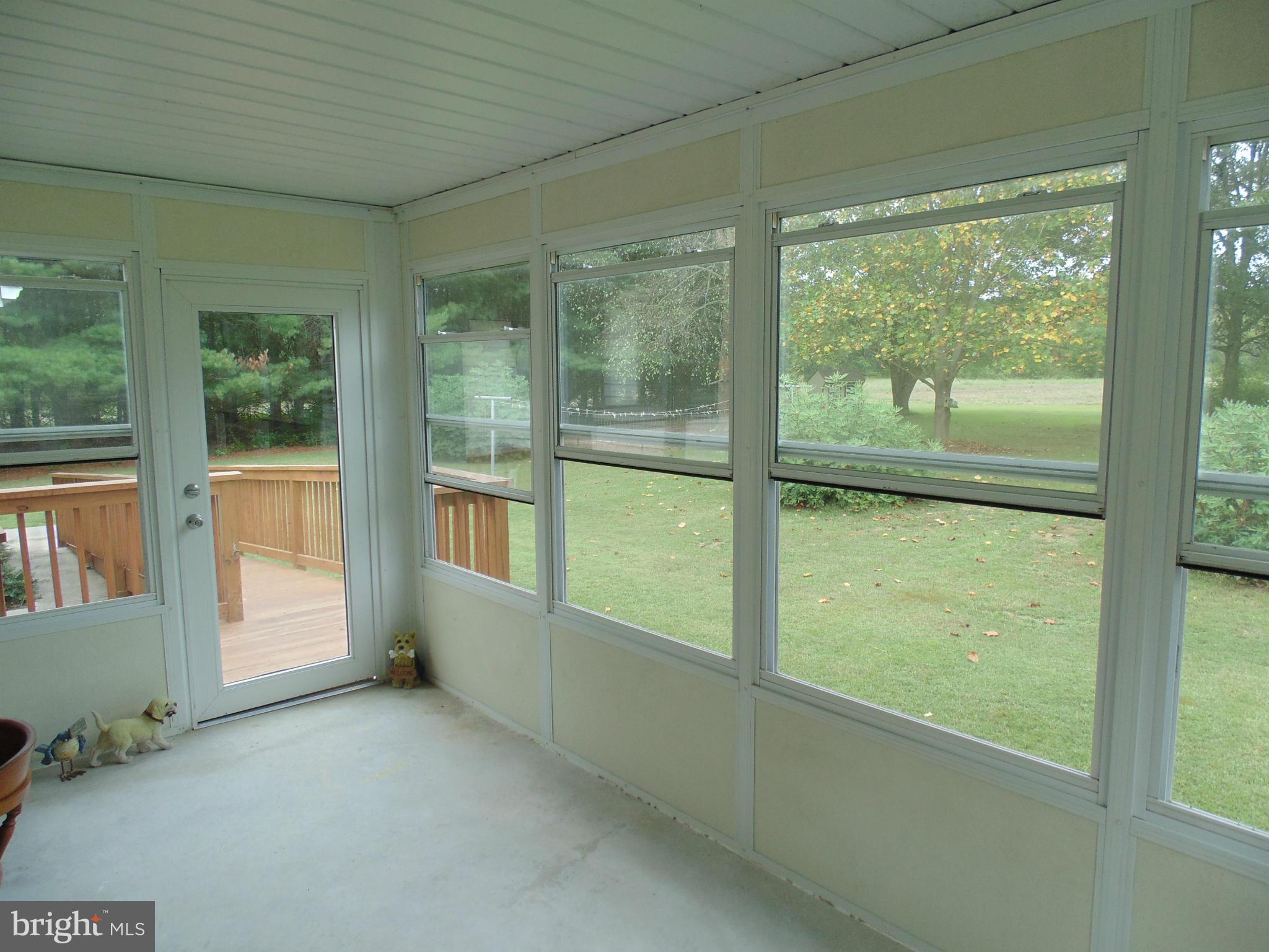 13025 Eveland Road Ridgely, MD 21660 - Photo 22 of 24 3 Season Sun Room