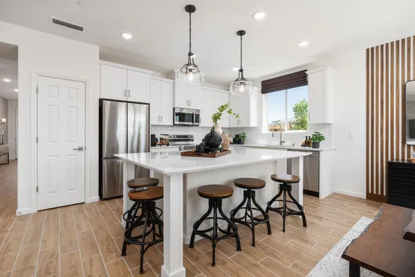 $475,990 | 6804 East Carmen Avenue, Fresno, CA 93727