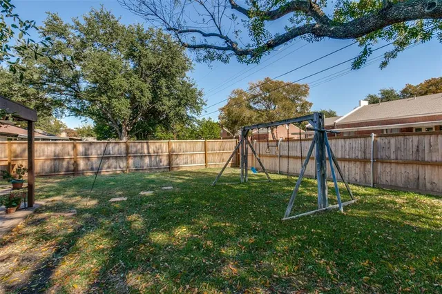 $434,900 | 1002 North Lindale Lane, Richardson, TX 75080