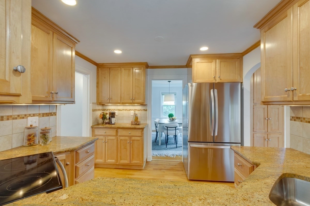29 Parker Road Needham, MA 02494 - Photo 12 of 42