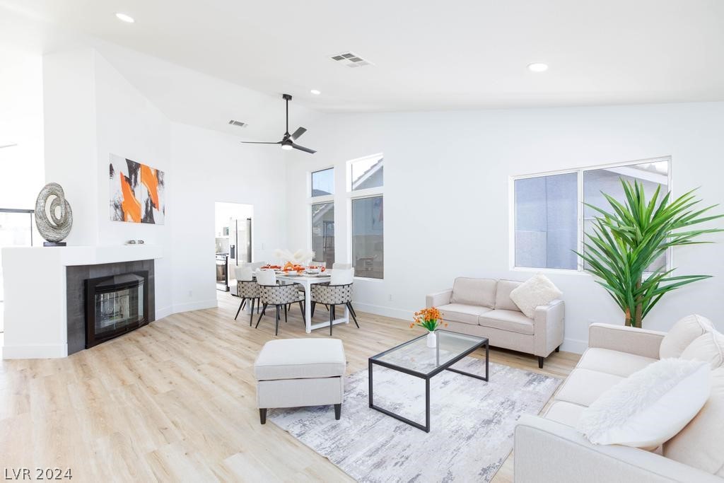 823 Coastal Beach Road Henderson, NV 89002 - Photo 12 of 45 Gallery Image 12