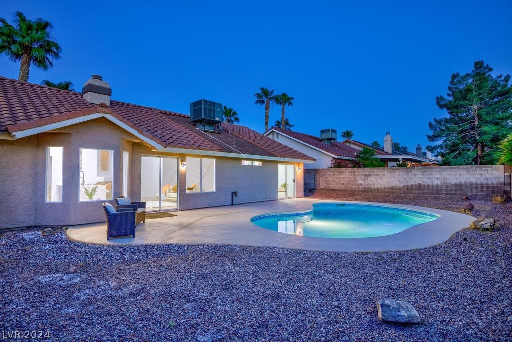 823 Coastal Beach Road Henderson, NV 89002 - Photo 43 of 45 Gallery Image 43