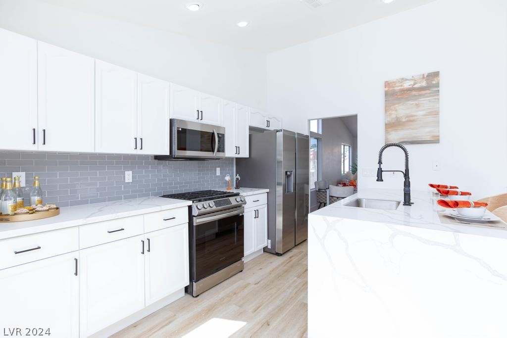 823 Coastal Beach Road Henderson, NV 89002 - Photo 7 of 45 Gallery Image 7