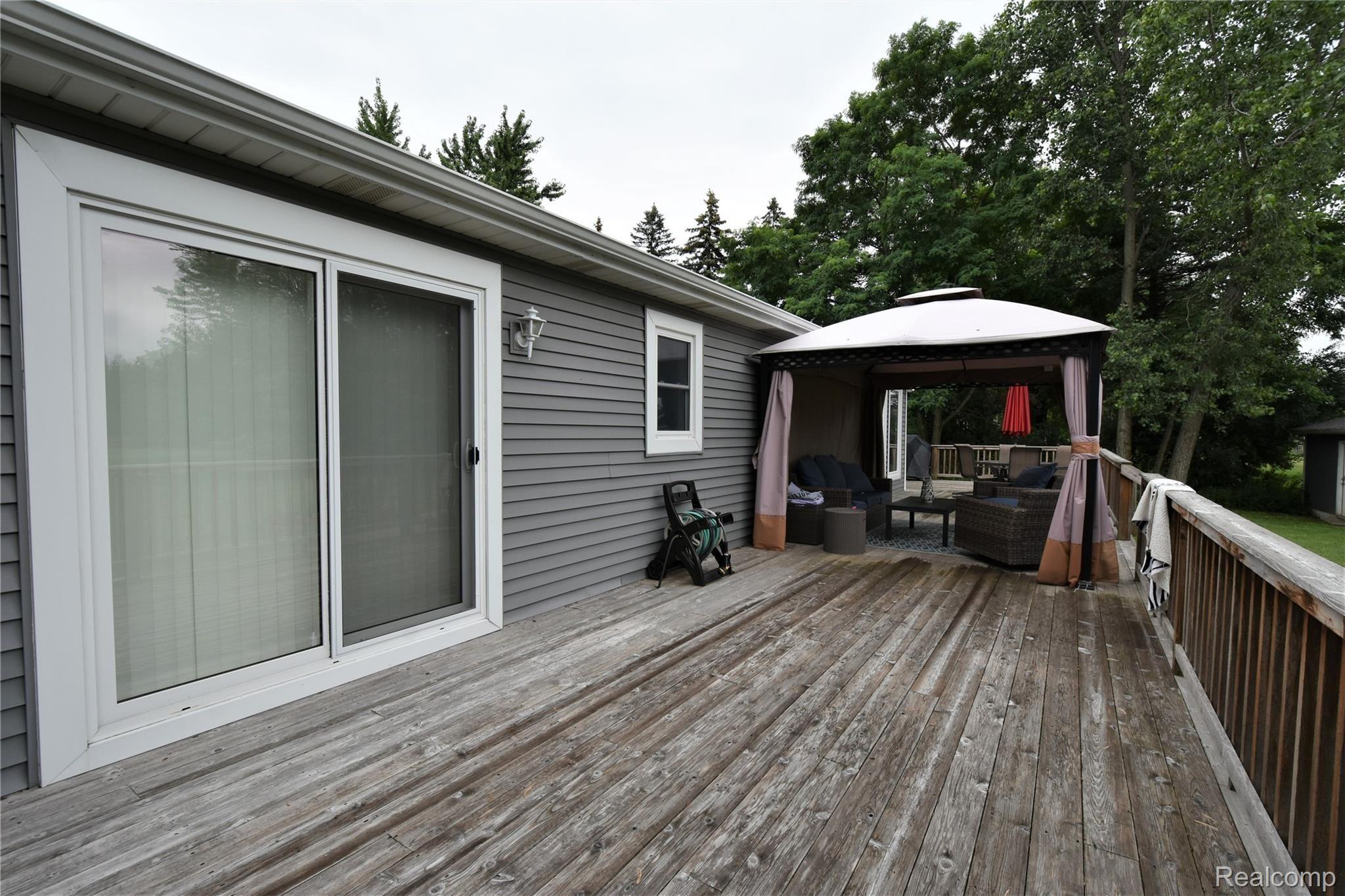 4382 Dublin Road Burton, MI 48529 - Photo 32 of 32 DSC_6450.JPG