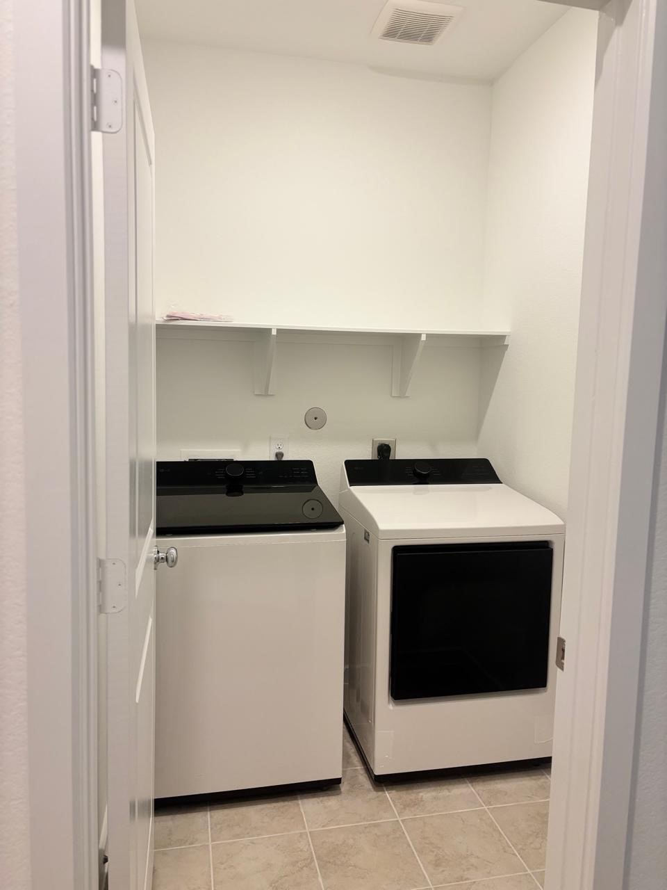 9727 Rialto Hts Drive Cypress, TX 77433 - Photo 32 of 37 New washer and dryer included with the lease