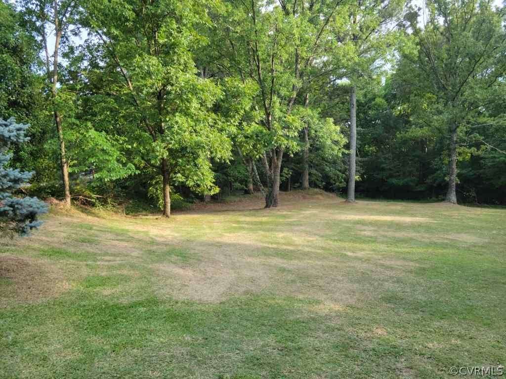 1202 West Roslyn Road Colonial Heights, VA 23834 - Photo 2 of 14 Gallery Image 2