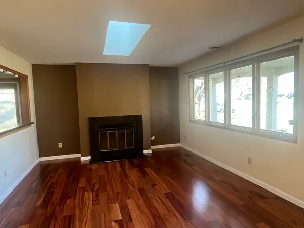 $2,600 | 1748 Brookdale Road, Naperville, IL 60563