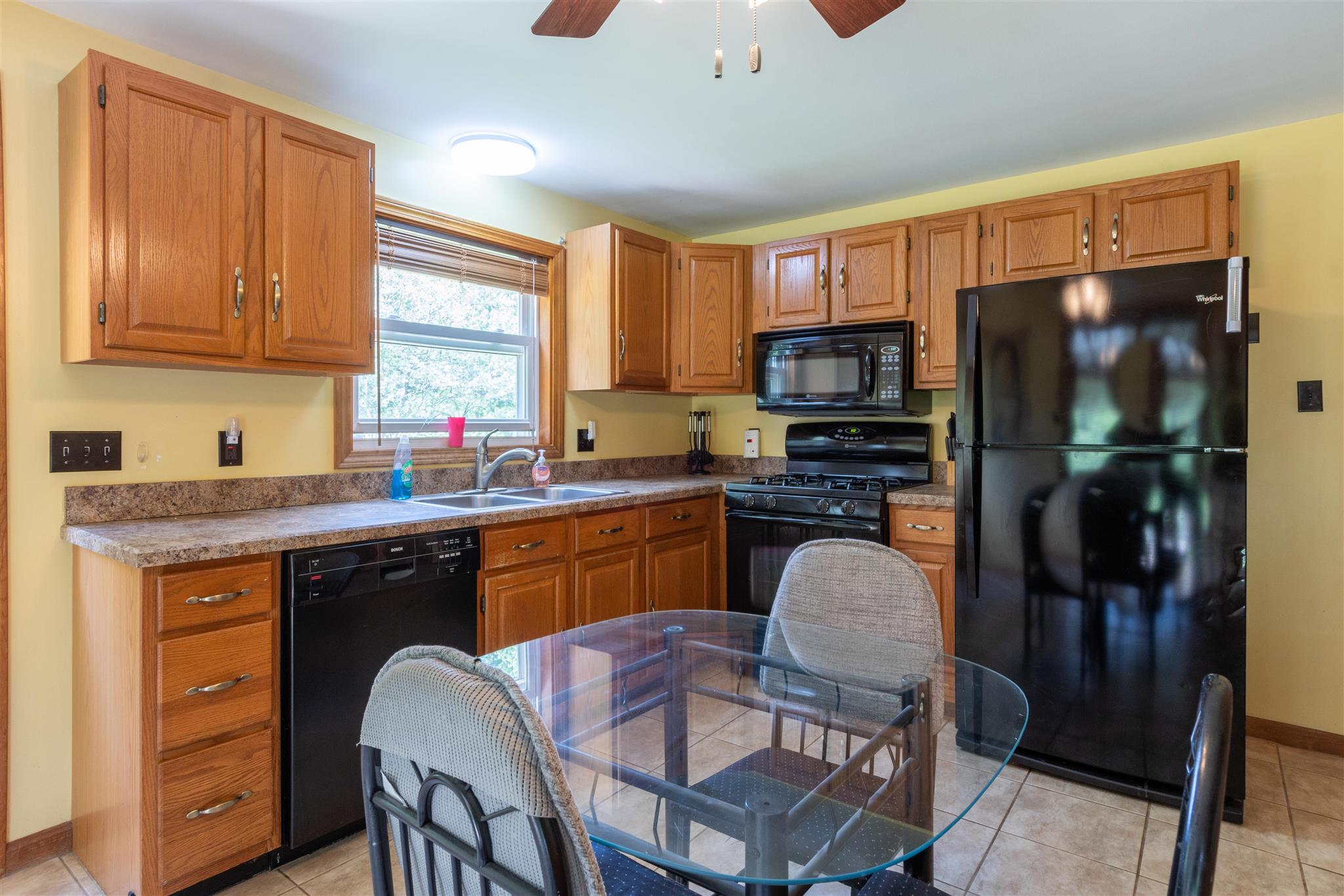 22 B Mill Road, Unit 2 Kingston, NH 03848 - Photo 12 of 36