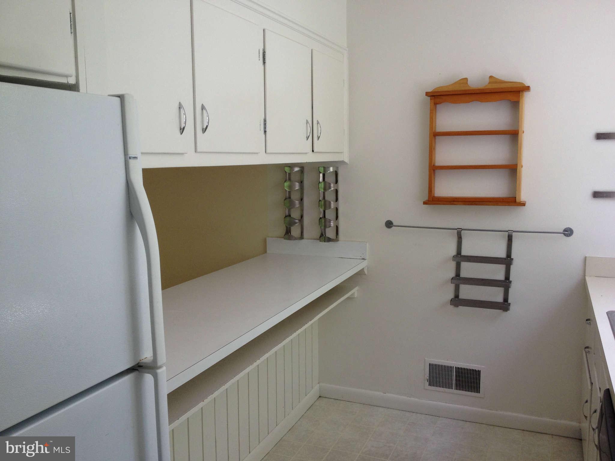 3905 Byrd Road Kensington, MD 20895 - Photo 7 of 19 Kitchen