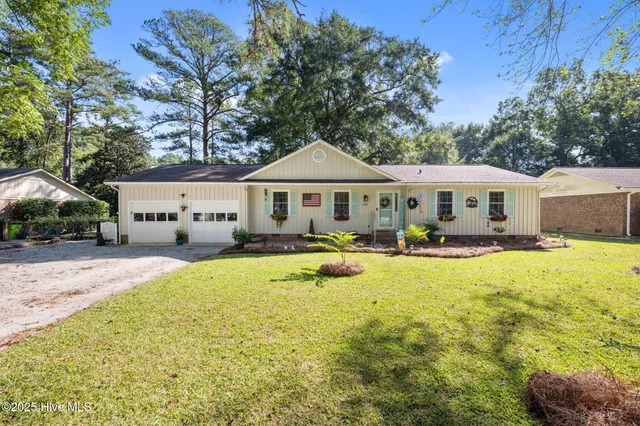 $353,000 | 3013 Red Fox Road, Trent Woods, NC 28562