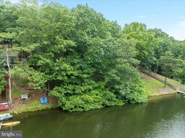 $95,000 | 122 Dogwood Drive, Cross Junction, VA 22625